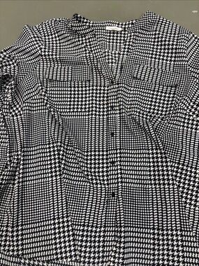 Calvin Klein Black and White Houndstooth Button-Down Women's Shirt